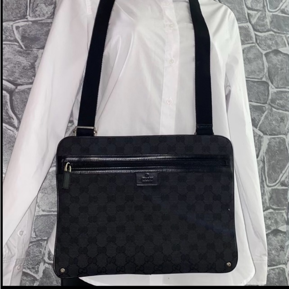 Gucci Black Crossbody Bag NWOT